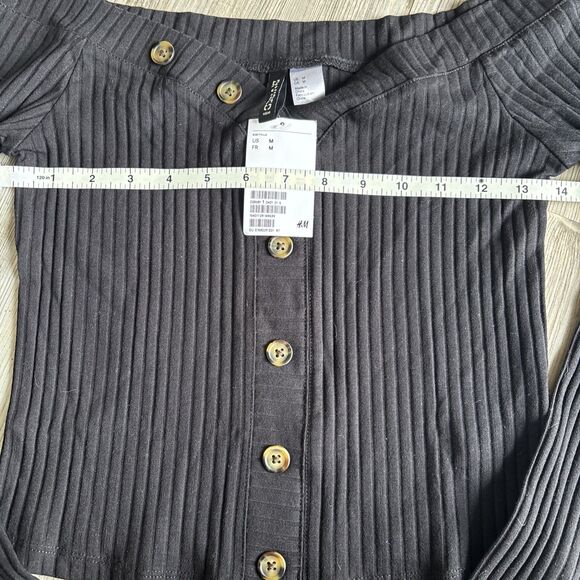 NWT H&M Off The Shoulder Long Sleeve Button Ribbed Shirt Size Medium - Picture 5 of 10